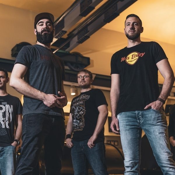Die Band Fused posiert für ihren Auftritt am 14.10.2021 im Congress Center Ramstein